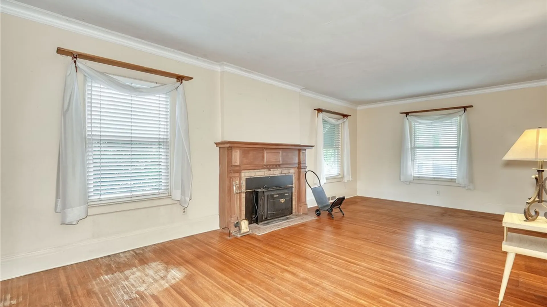 Property at 641 Flower City Park, Rochester, NY 14615 9