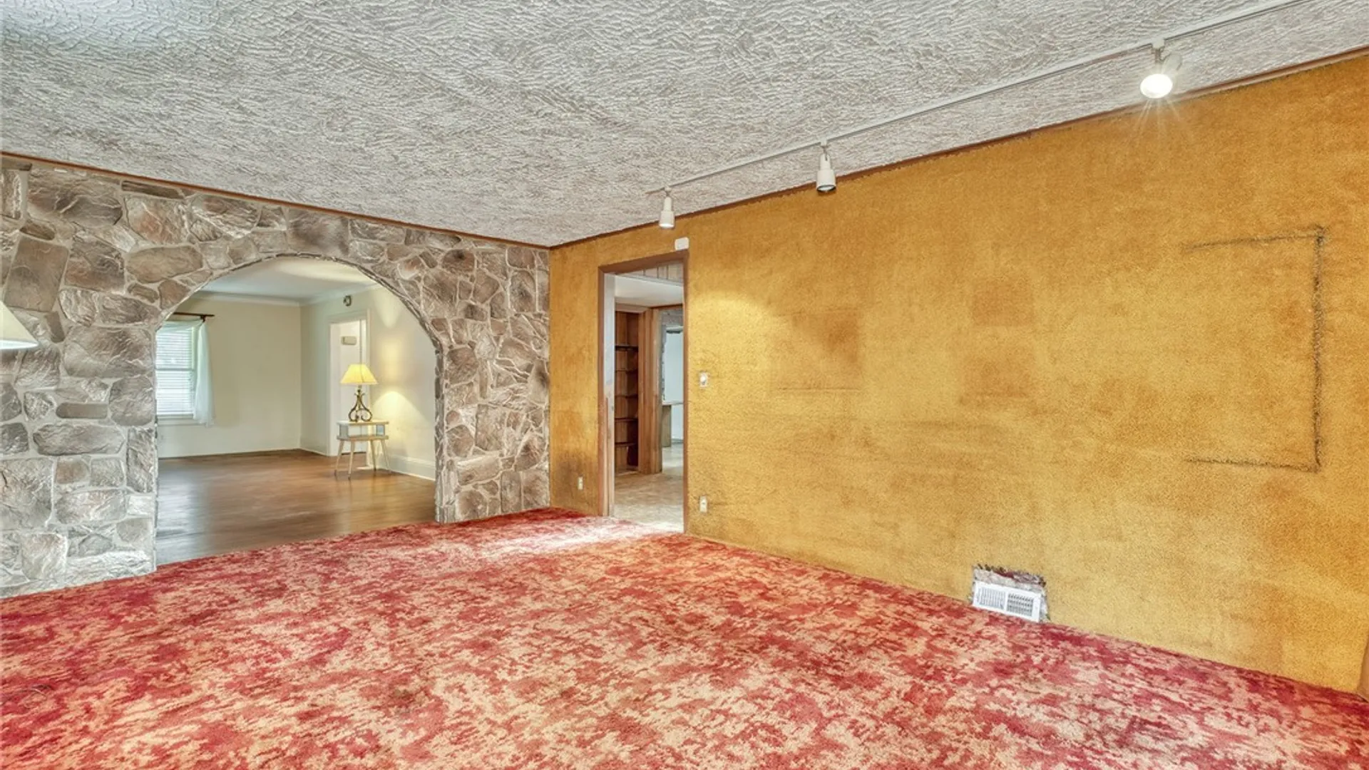 Property at 641 Flower City Park, Rochester, NY 14615 11