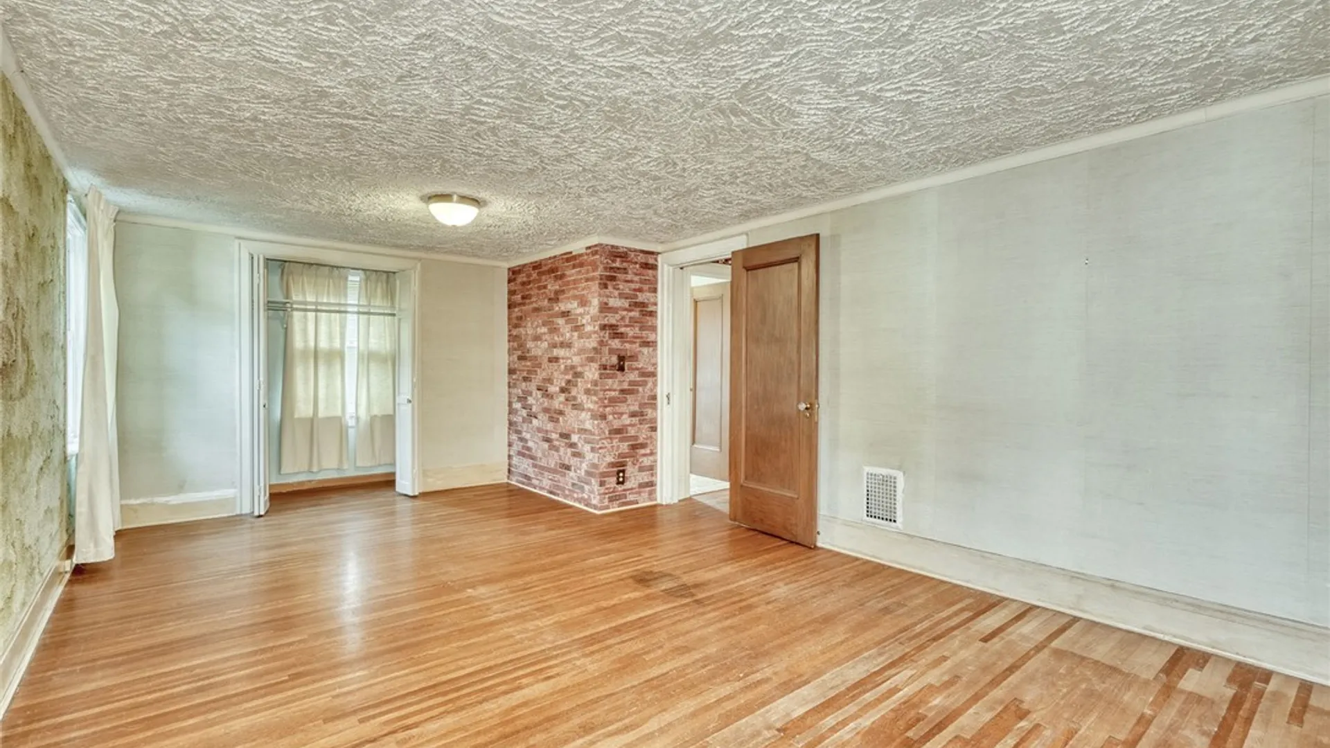 Property at 641 Flower City Park, Rochester, NY 14615 32