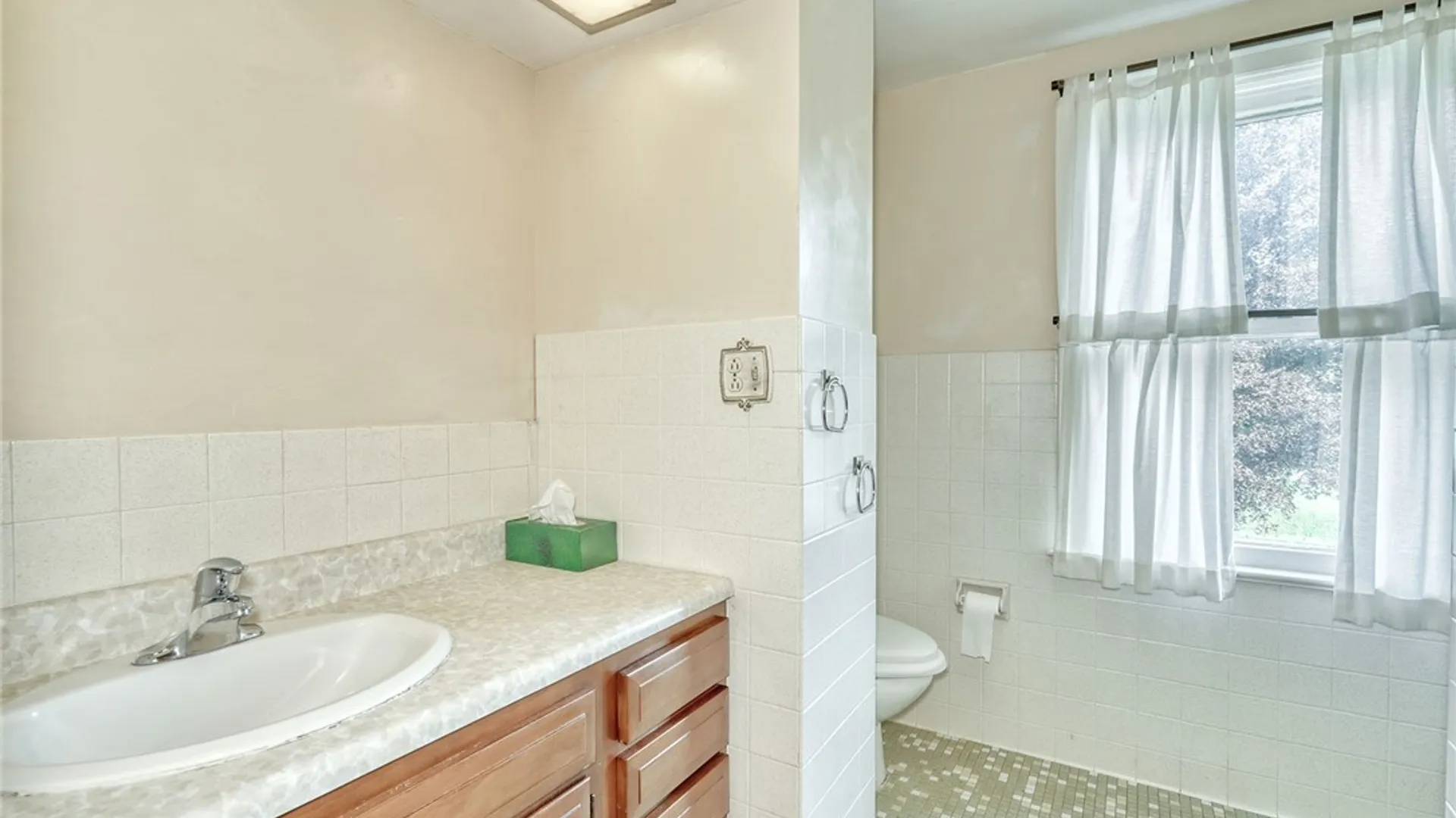 Property at 641 Flower City Park, Rochester, NY 14615 35