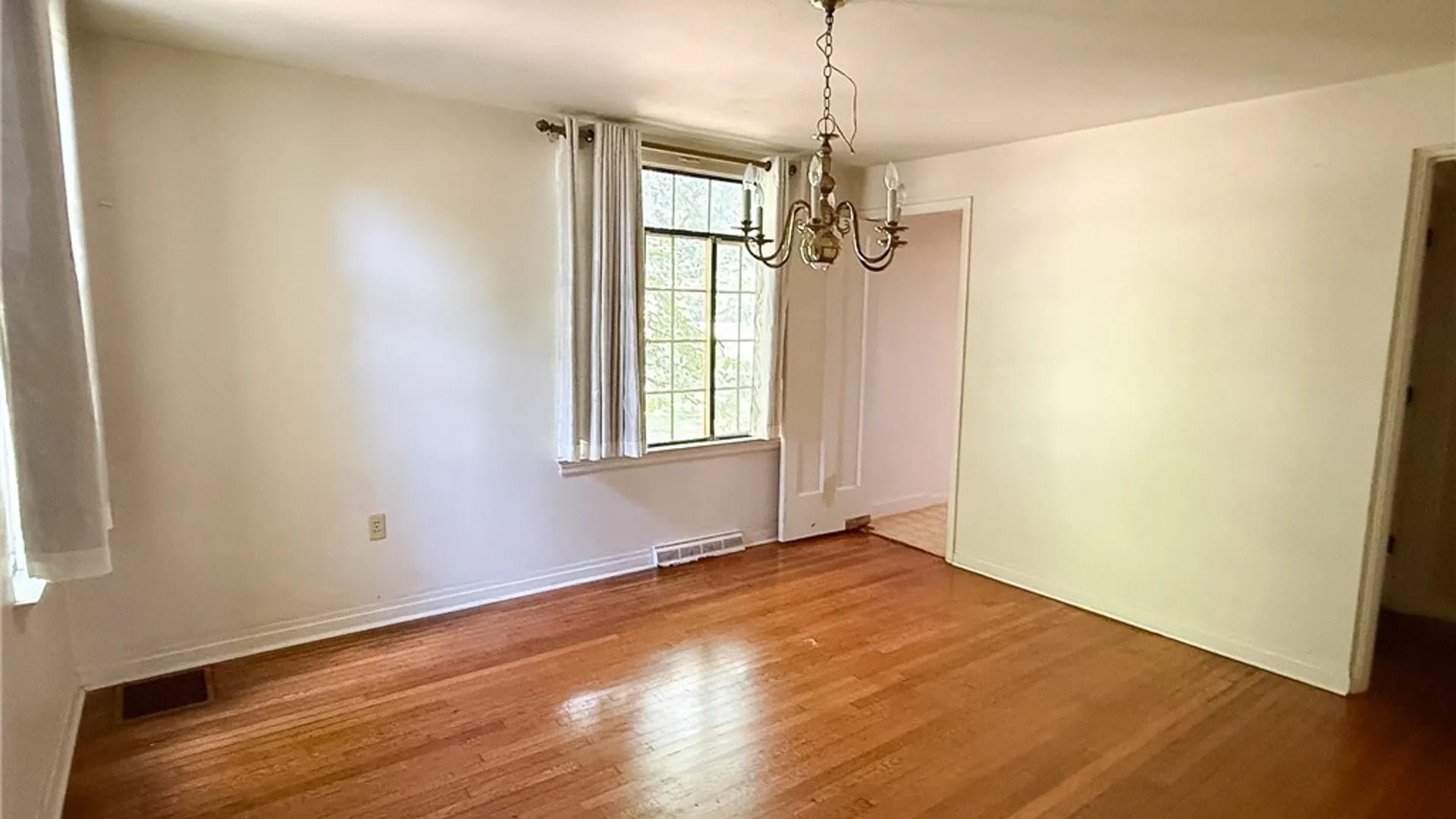 Property at 453 Main Street, Oneida, NY 13421 16
