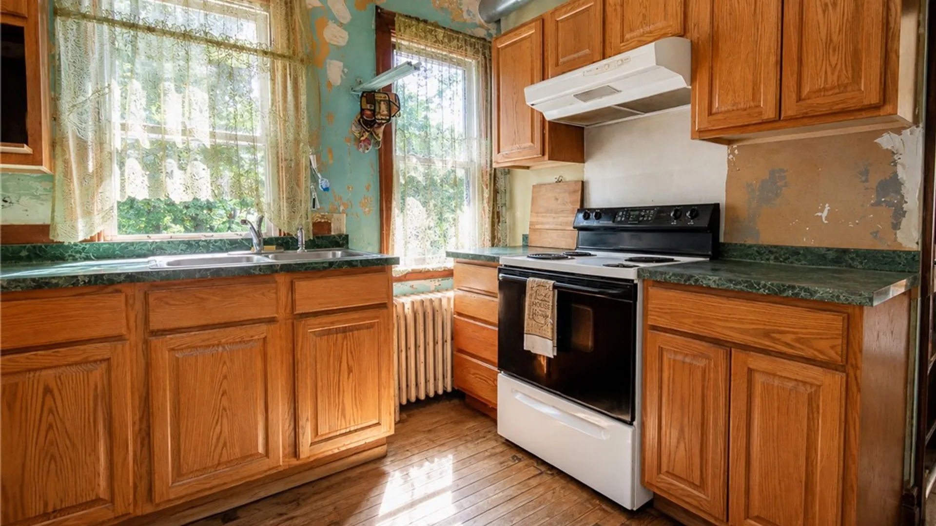 Property at 316 E Myrtle Ave, Arcadia, NY 14513 26