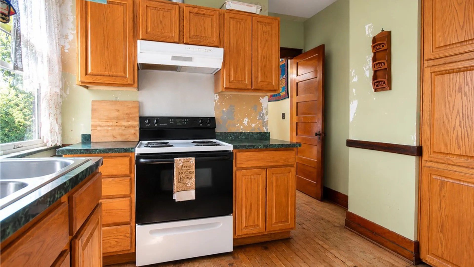 Property at 316 E Myrtle Ave, Arcadia, NY 14513 27