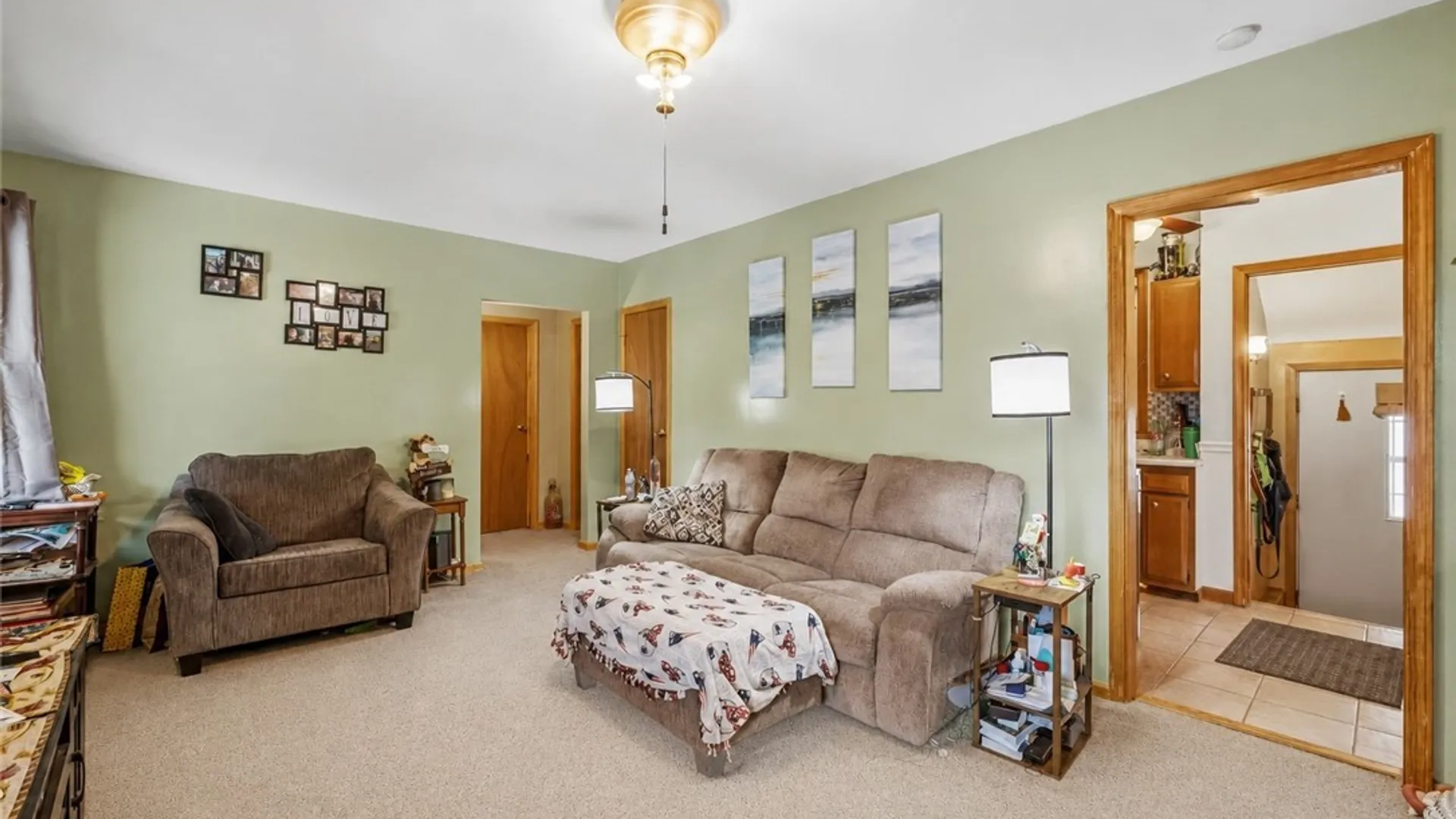 Property at 94 Standard Parkway, Cheektowaga, NY 14227 6