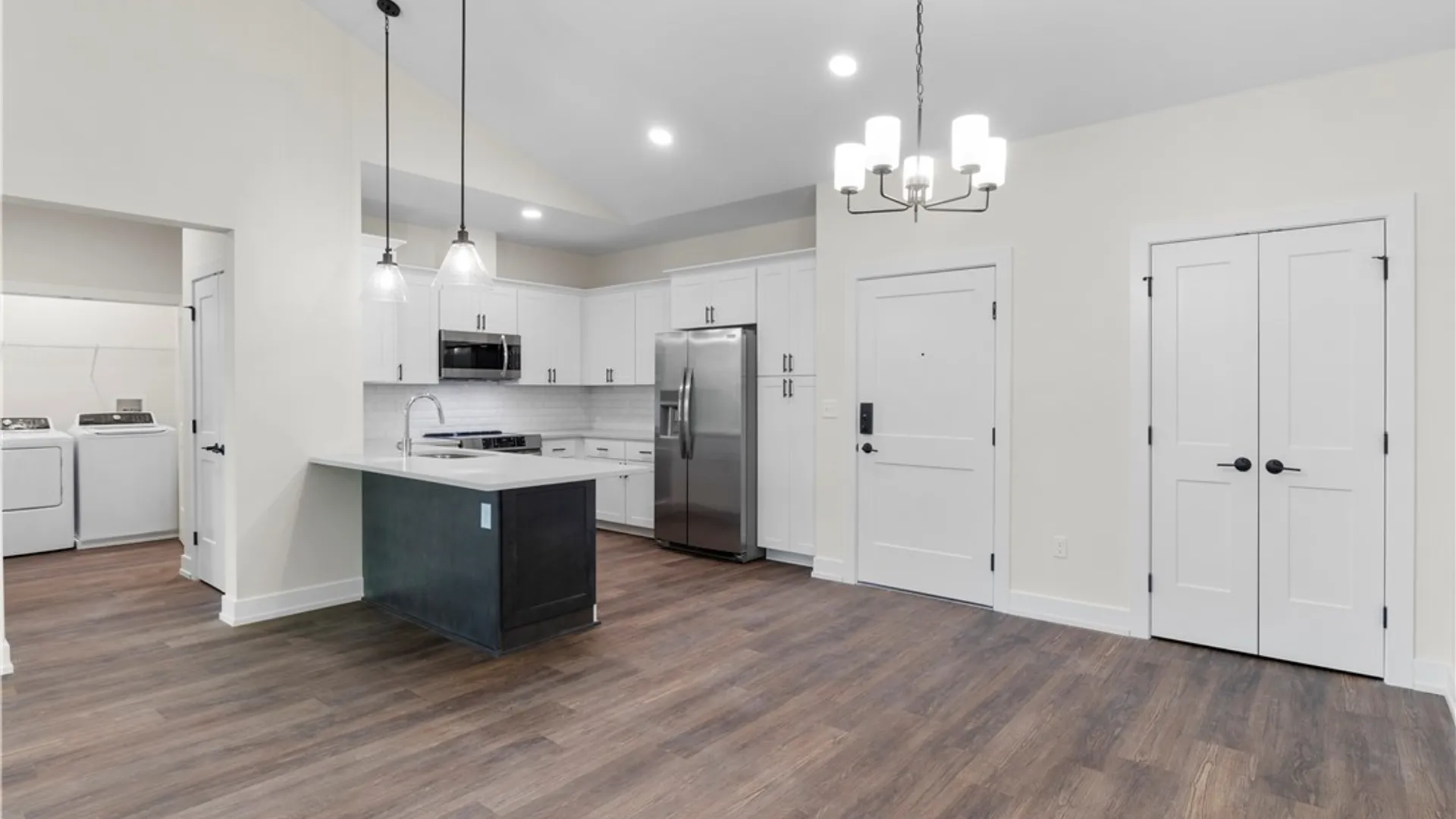 Property at 200 Dunnwood Green Lane, Pittsford, NY 14534 6