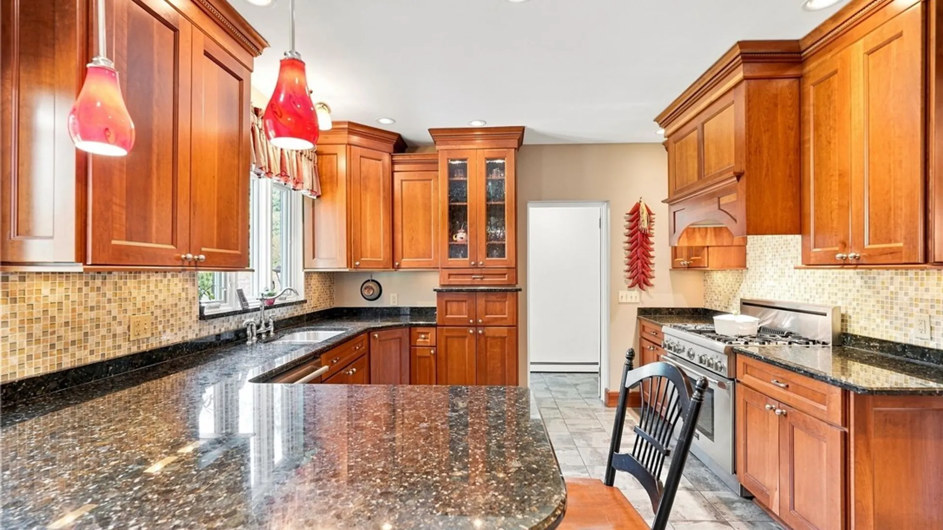 Property at 18 Harper Road, Amherst, NY 14226 10