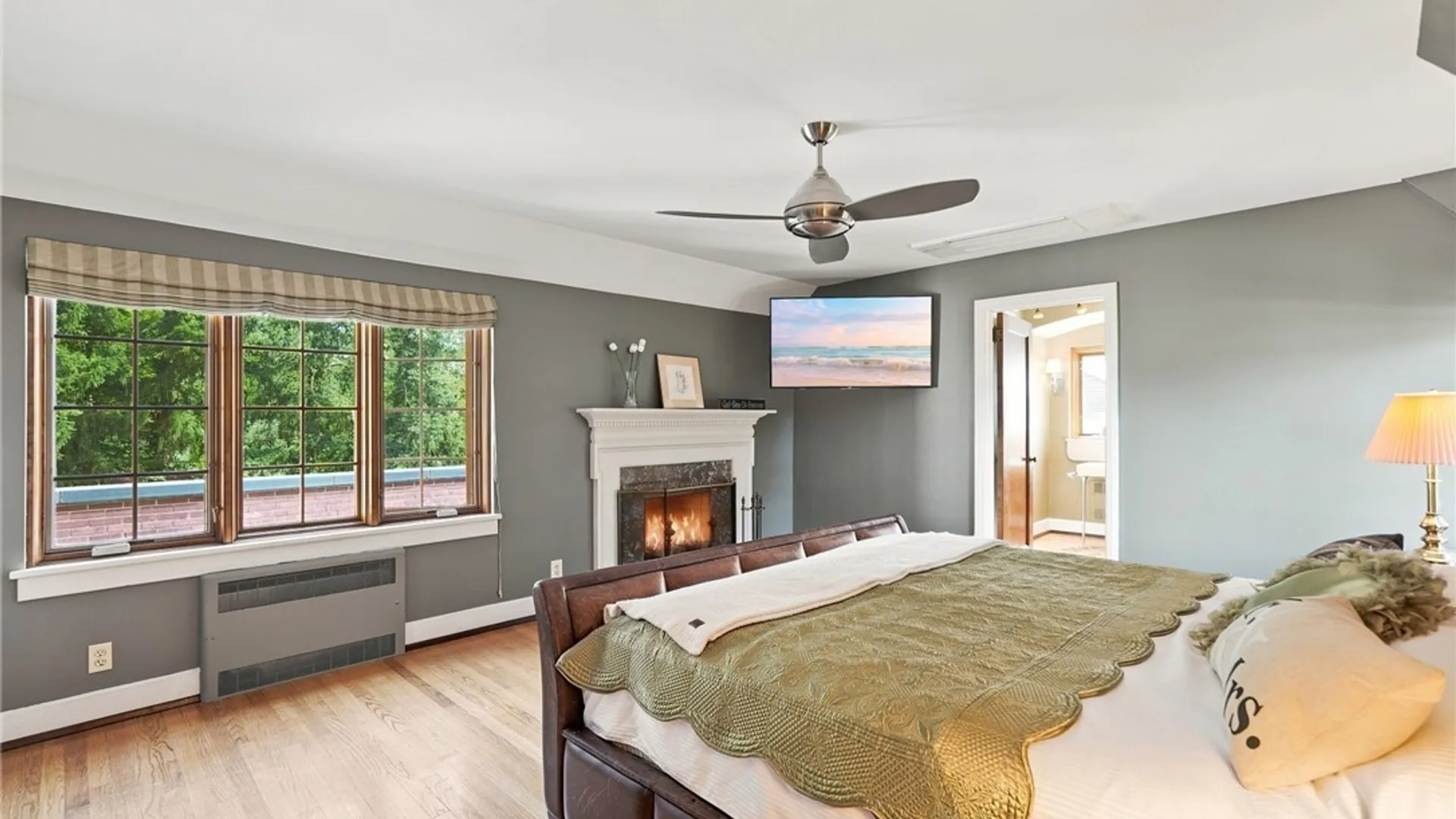 Property at 18 Harper Road, Amherst, NY 14226 18