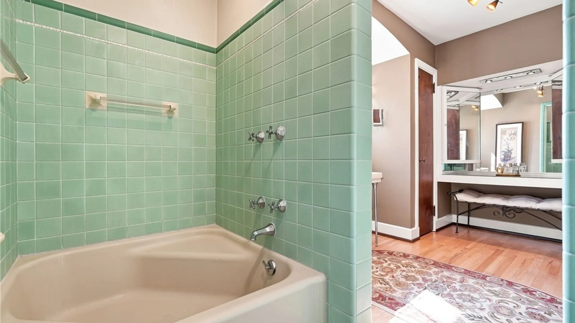 Property at 18 Harper Road, Amherst, NY 14226 24