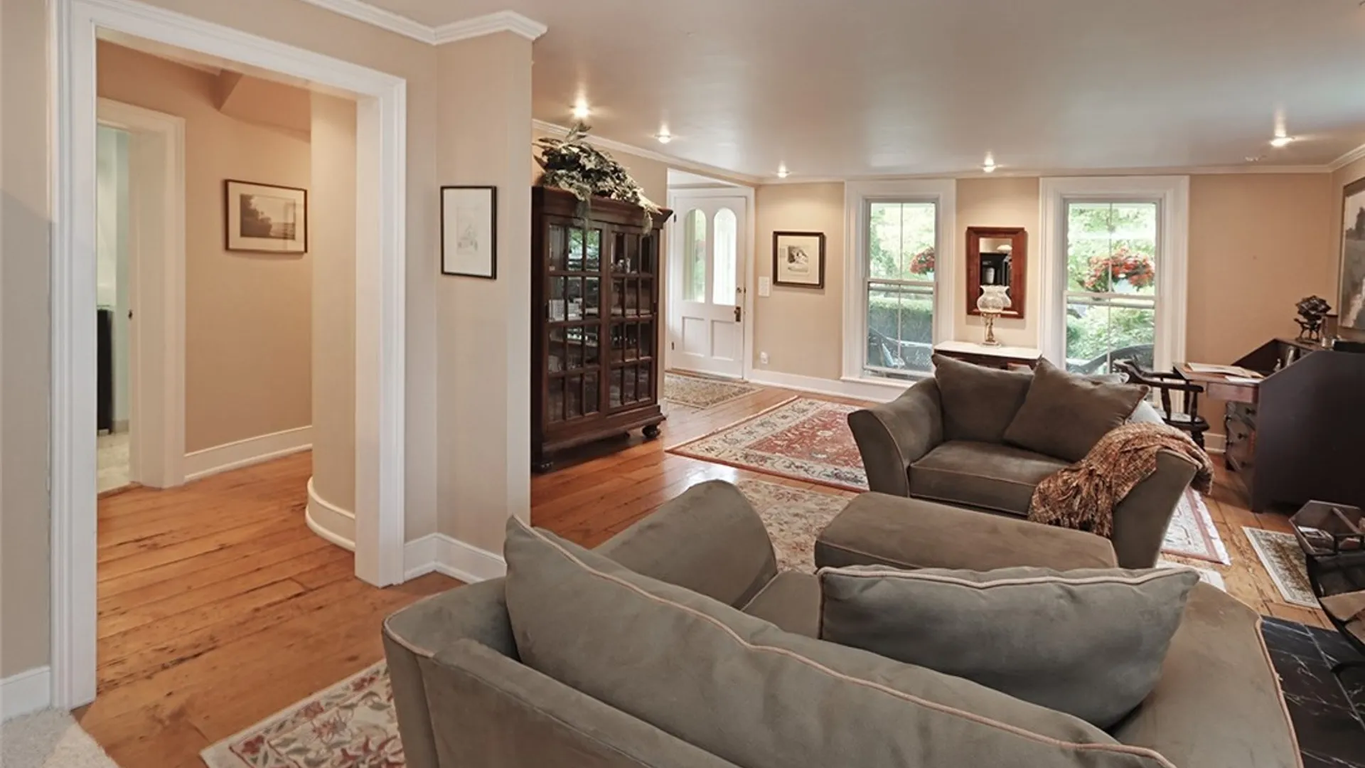 Property at 27 Leitch Avenue, Skaneateles, NY 13152 11