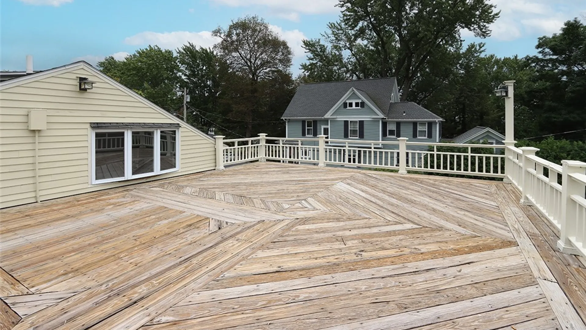 Property at 27 Leitch Avenue, Skaneateles, NY 13152 41