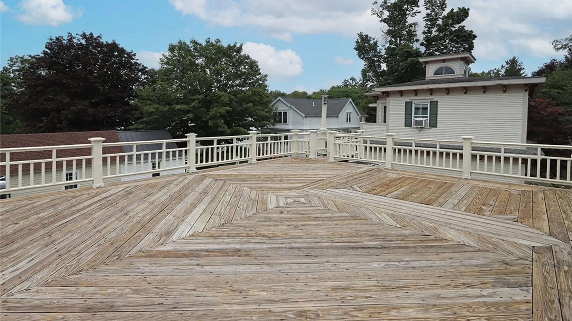 Property at 27 Leitch Avenue, Skaneateles, NY 13152 42