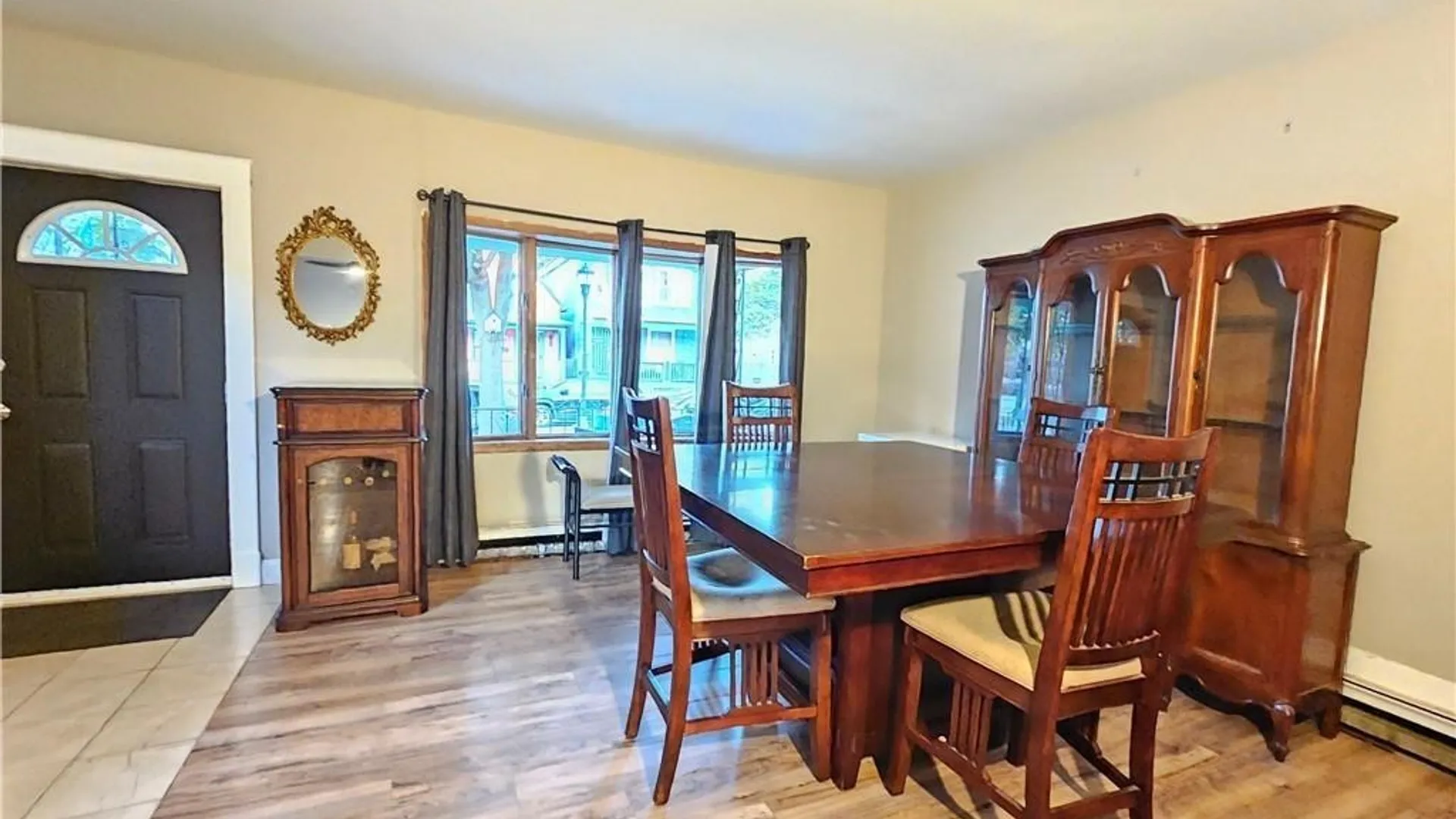 Property at 170 16th Street, Buffalo, NY 14213 3
