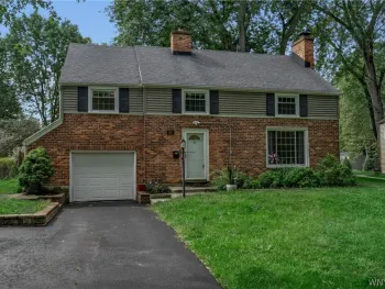 Property at 80 Morningside Lane, Amherst, NY 14221