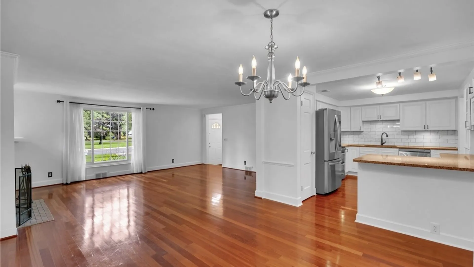 Property at 80 Morningside Lane, Amherst, NY 14221 8
