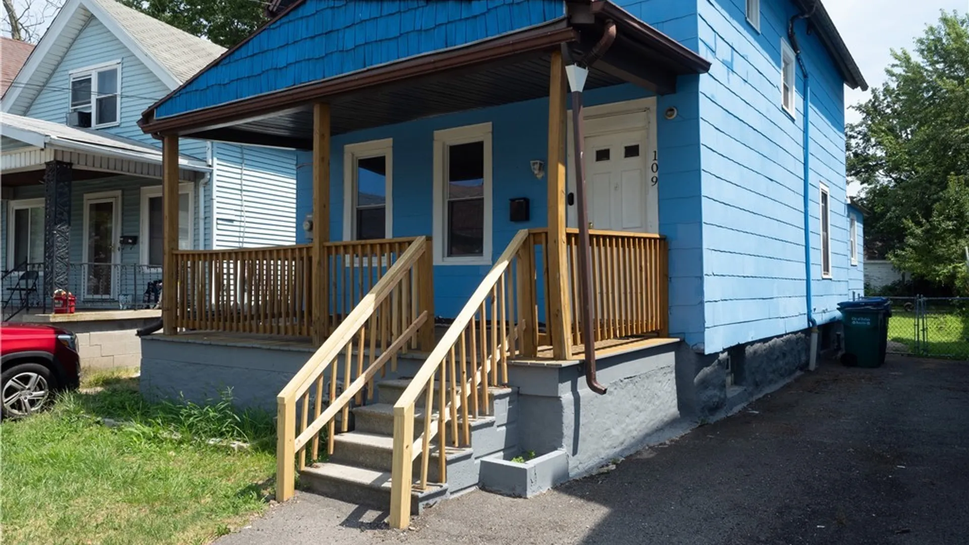 Property at 109 Roesch Avenue, Buffalo, NY 14207 3