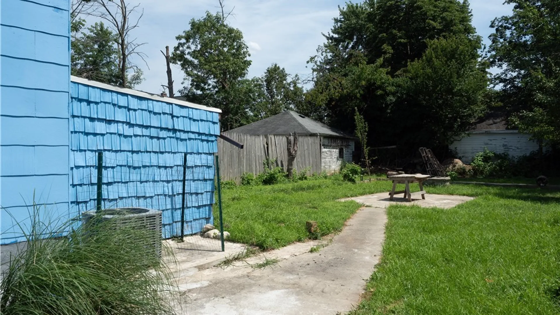 Property at 109 Roesch Avenue, Buffalo, NY 14207 5