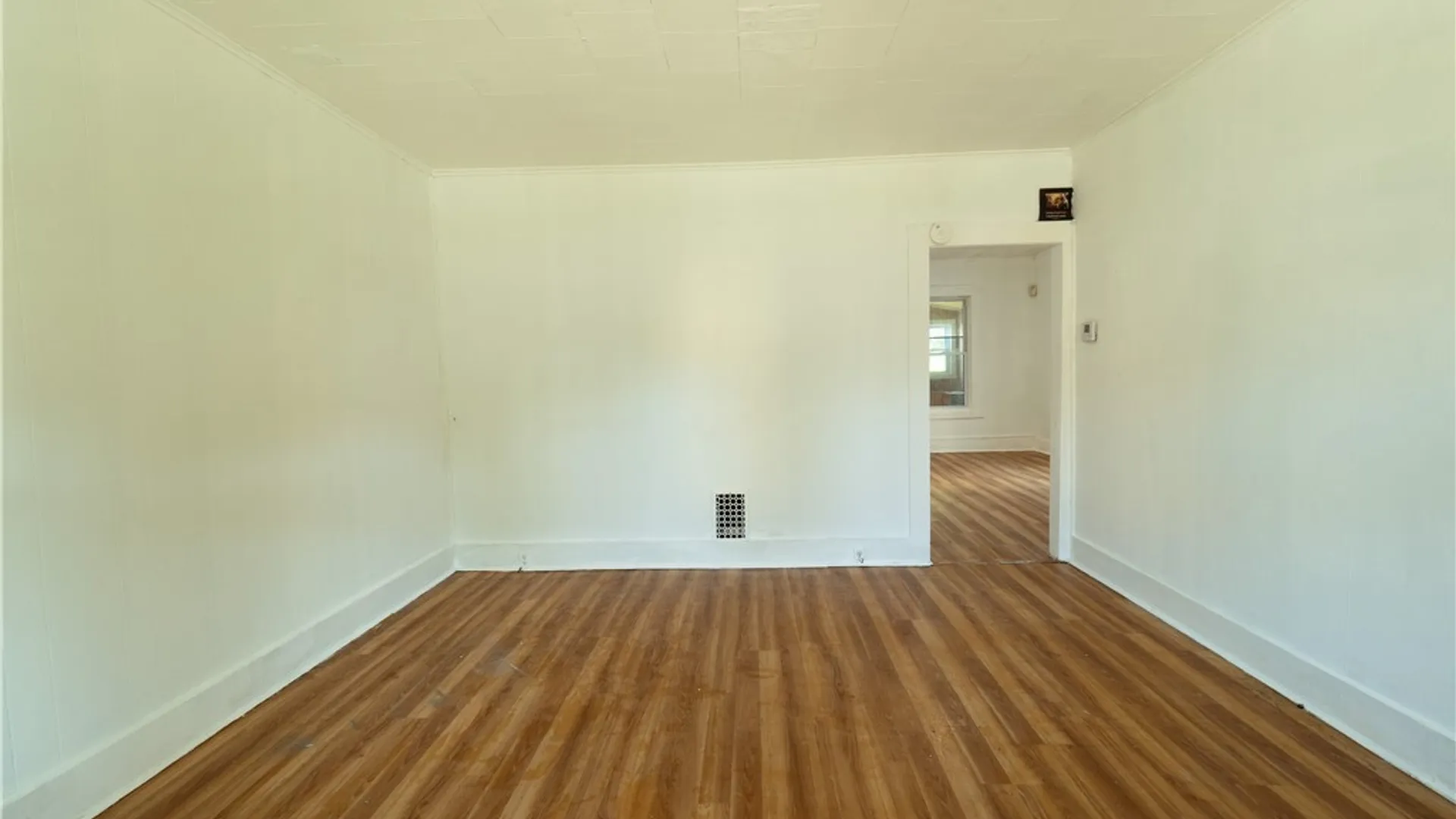 Property at 109 Roesch Avenue, Buffalo, NY 14207 10