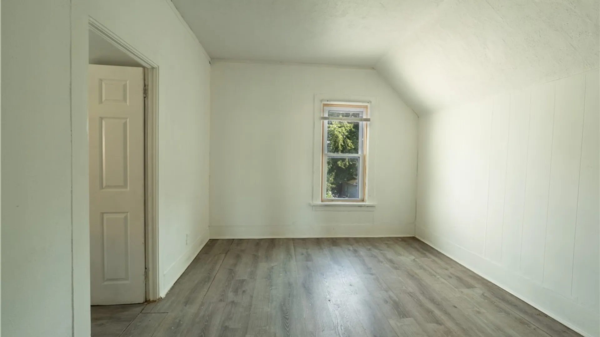 Property at 109 Roesch Avenue, Buffalo, NY 14207 21