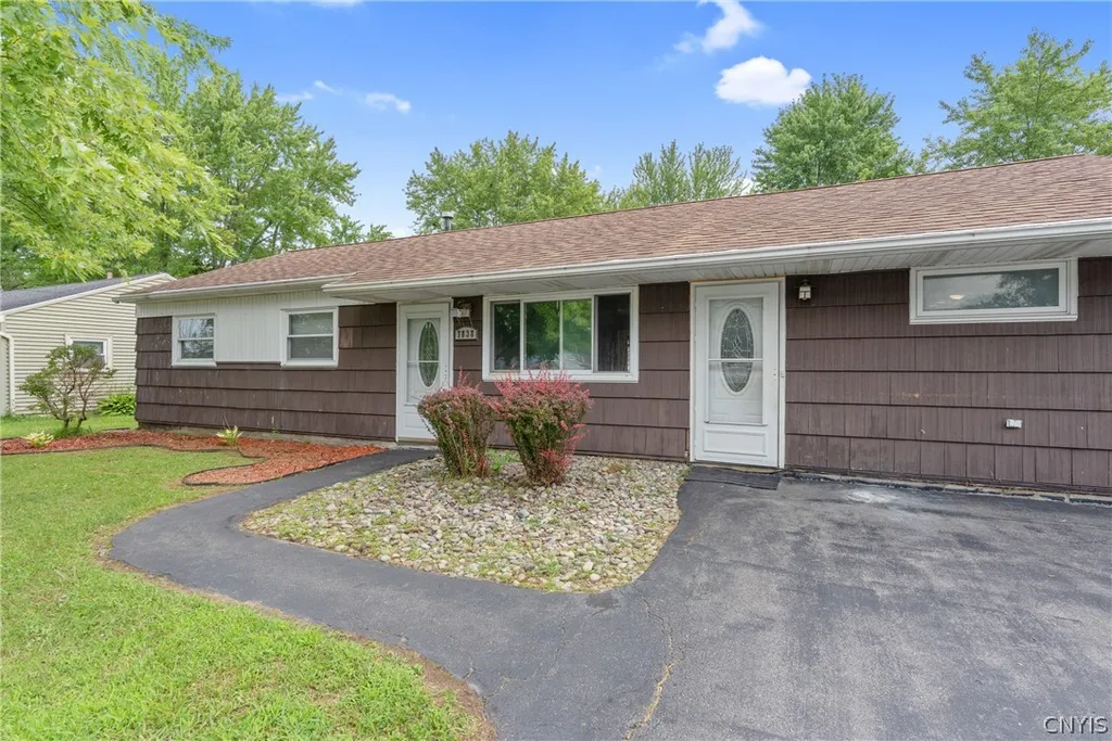 Property at 7838 Rinaldo Boulevard, Cicero, NY 13030