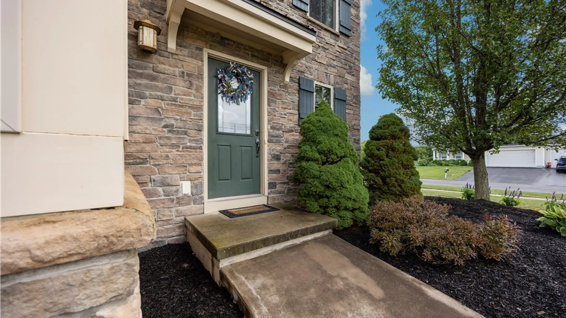 Property at 100 Norbert Place, Manlius, NY 13116 3