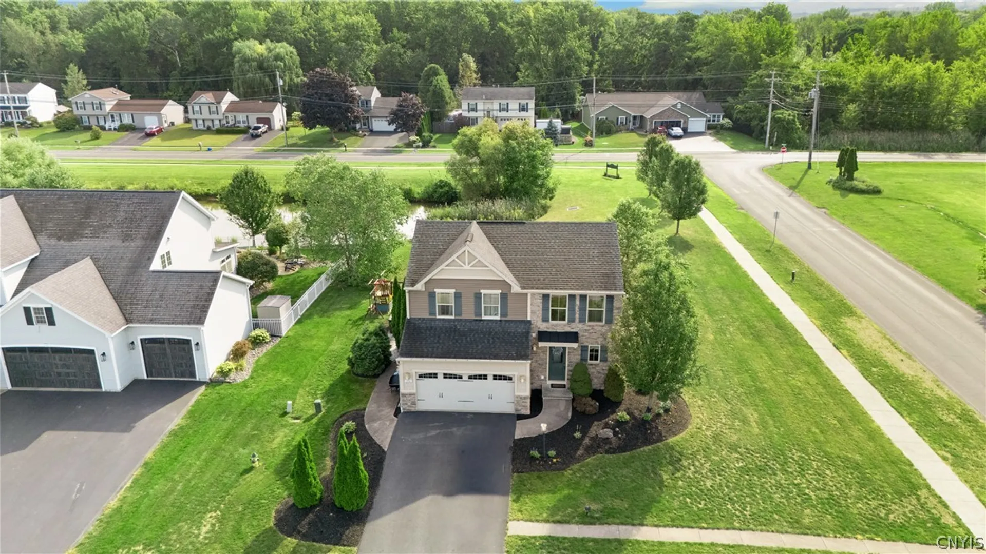 Property at 100 Norbert Place, Manlius, NY 13116 39