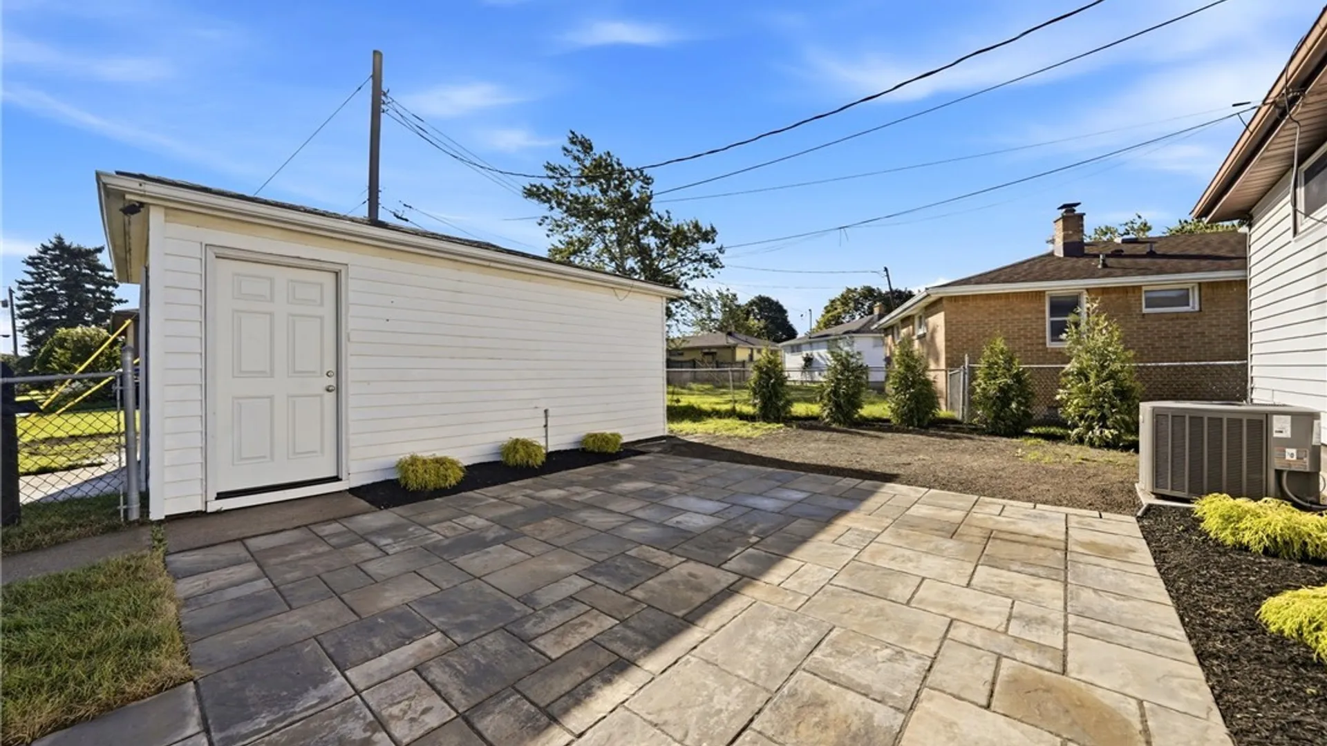 Property at 43 Barone Circle, Cheektowaga, NY 14225 34
