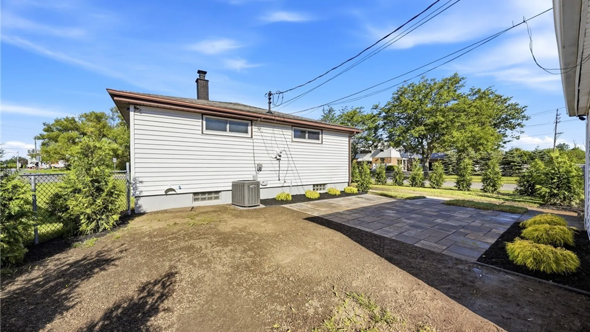 Property at 43 Barone Circle, Cheektowaga, NY 14225 36