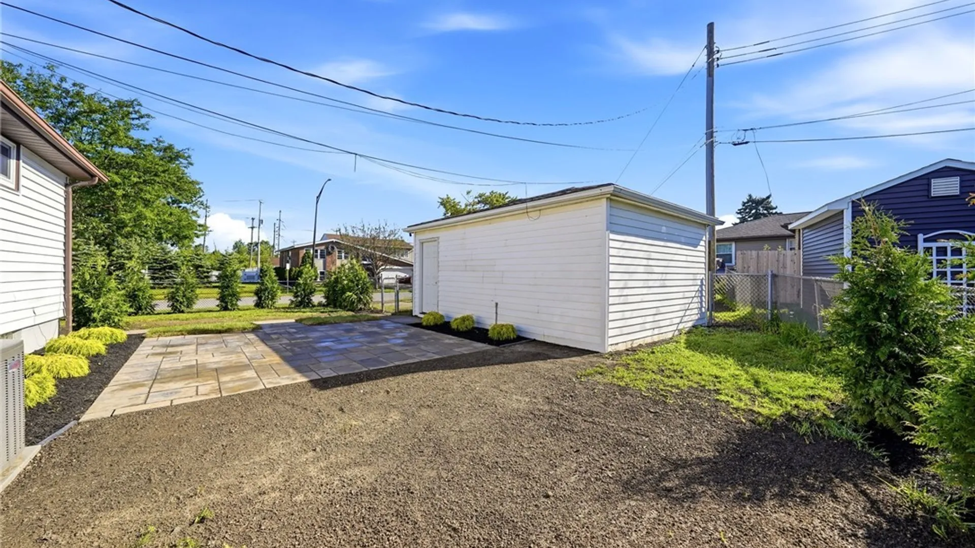 Property at 43 Barone Circle, Cheektowaga, NY 14225 37