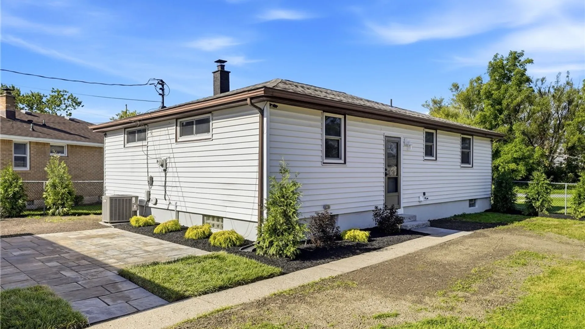 Property at 43 Barone Circle, Cheektowaga, NY 14225 40