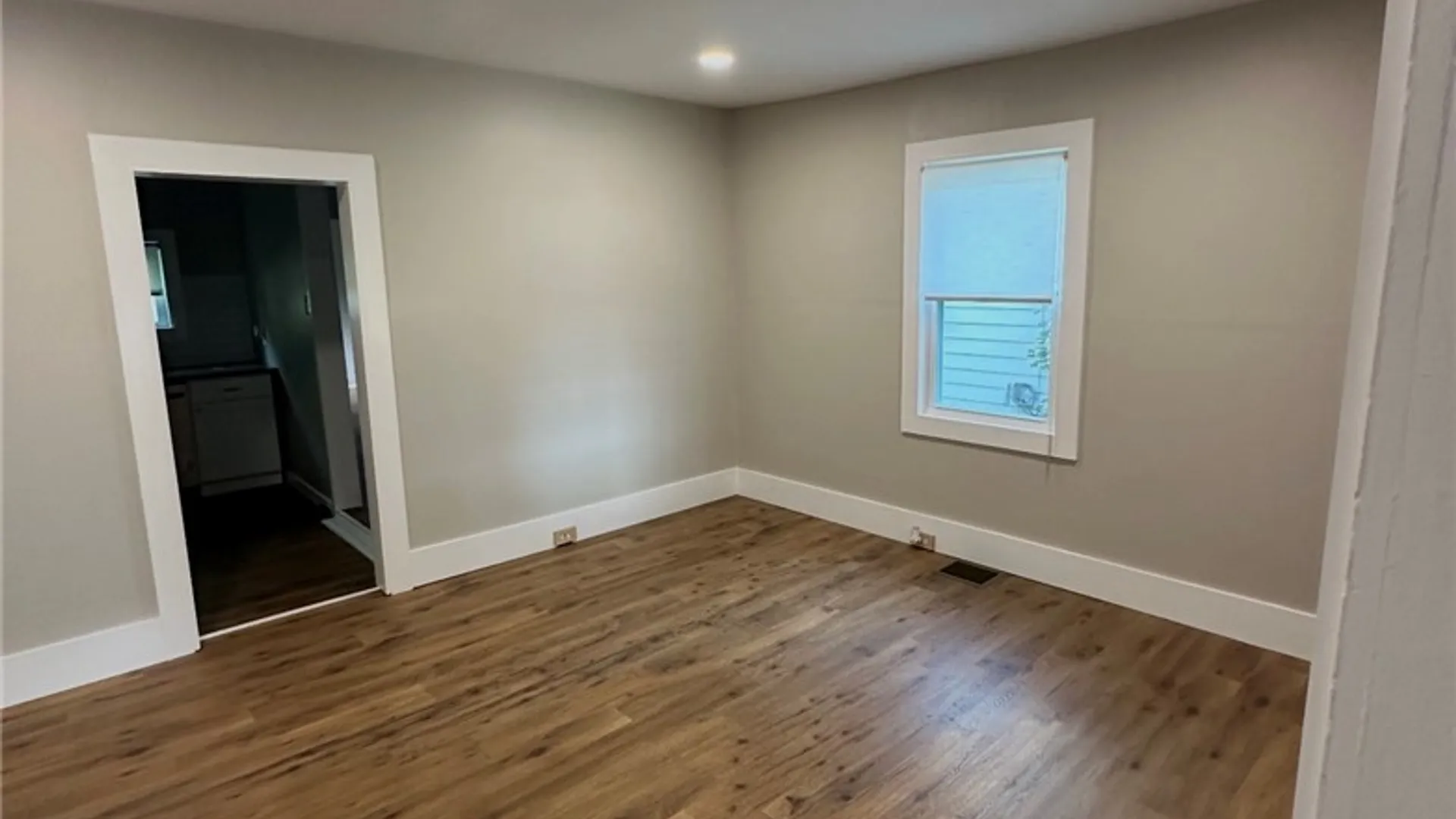 Property at 1116 Walnut Street, Elmira City, NY 14905 4