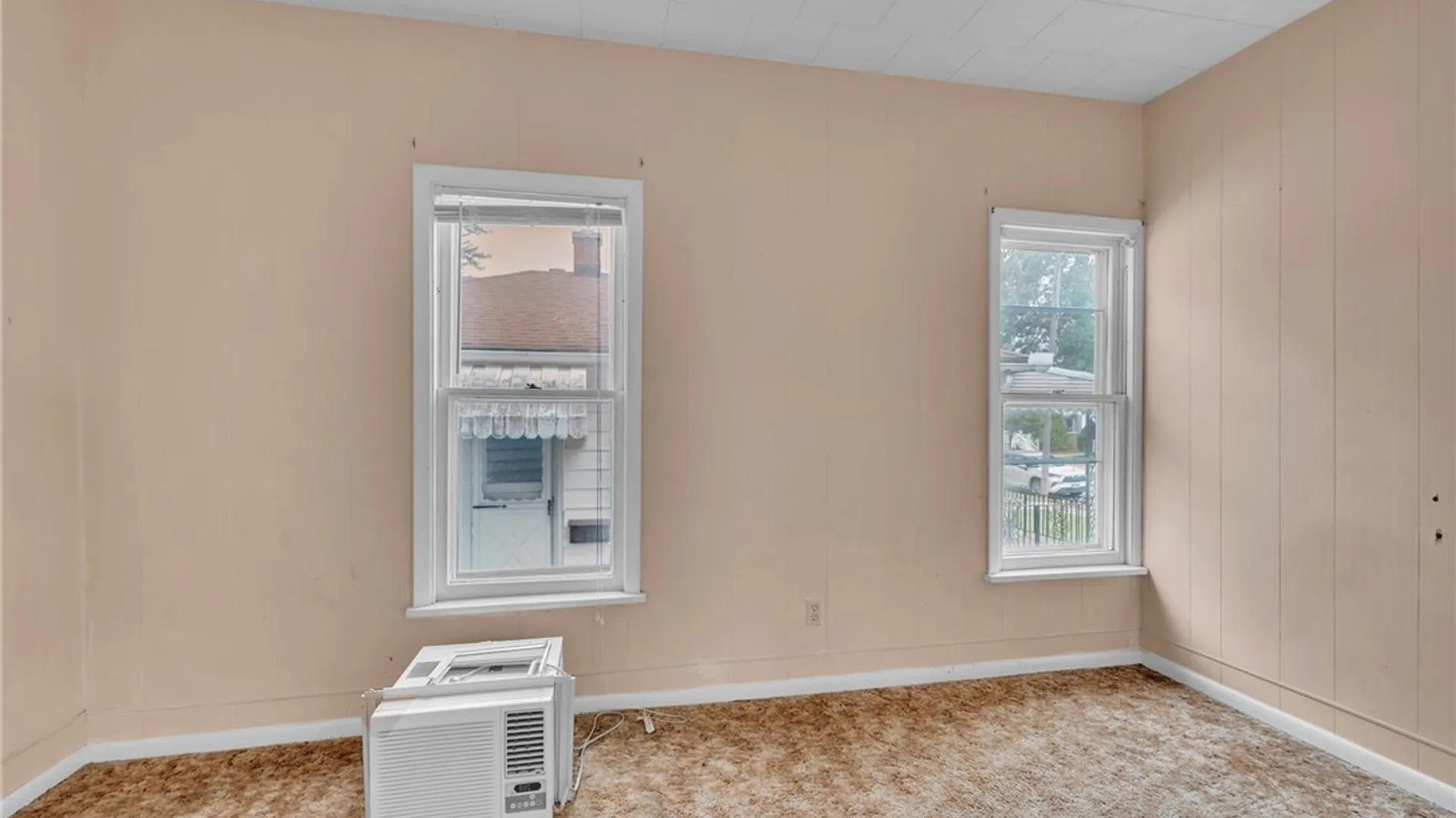 Property at 106 Grandview Avenue, Tonawanda, NY 14223 13