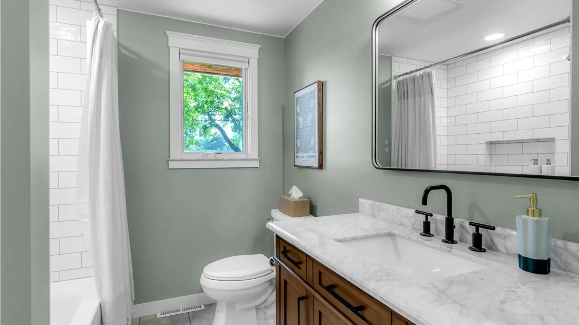 Property at 4207 Susan Drive, Clarence, NY 14221 25