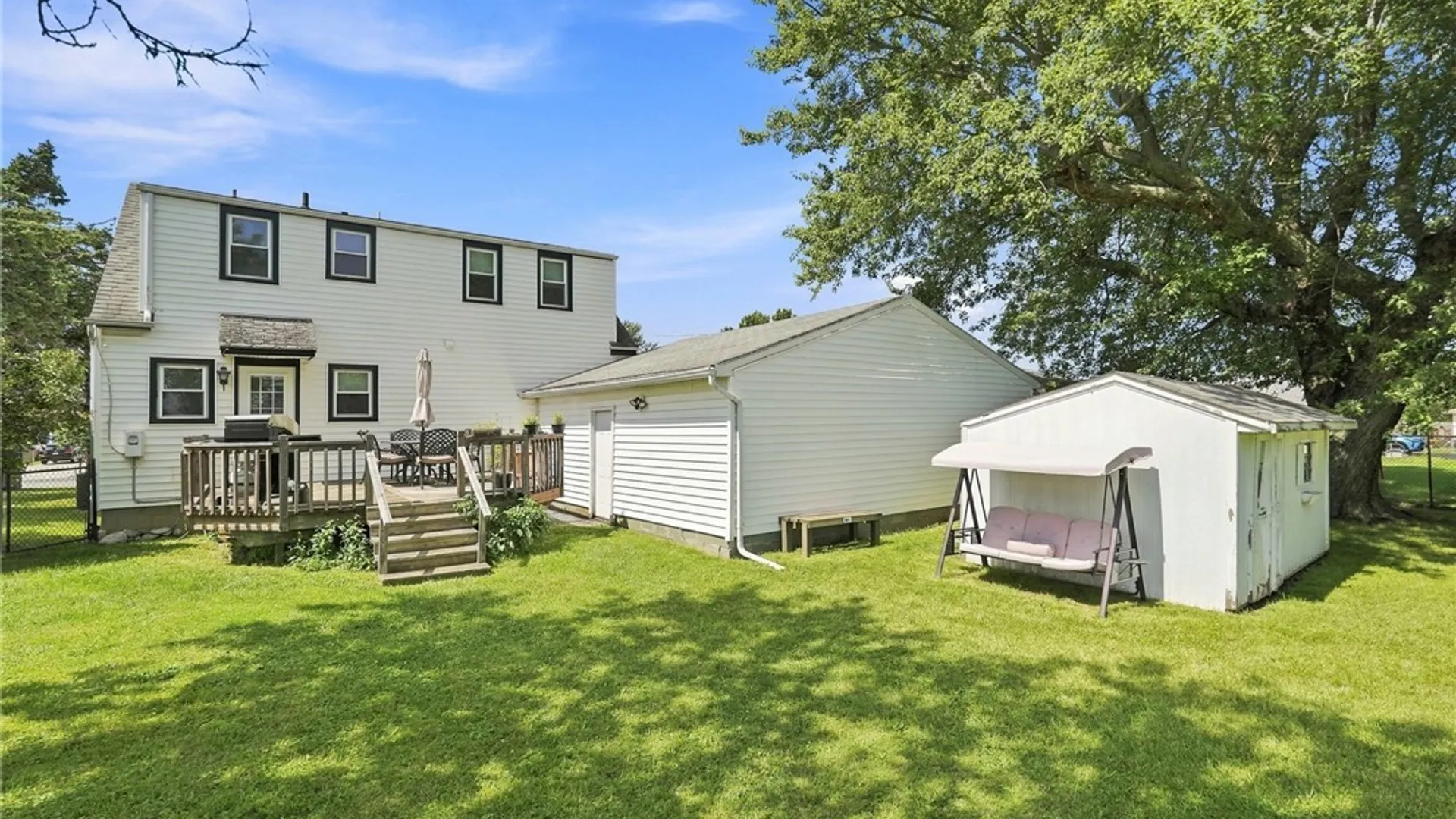 Property at 401 Borden Road, Cheektowaga, NY 14224 41