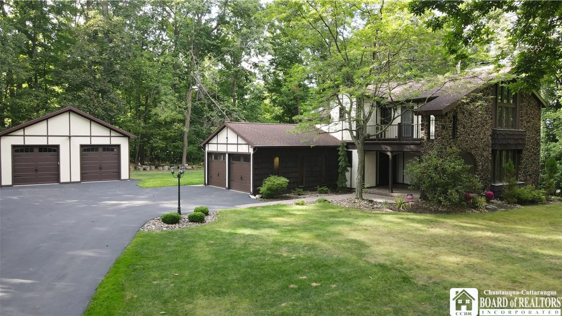 Property at 9 Stewart Avenue, Hanover, NY 14136 3