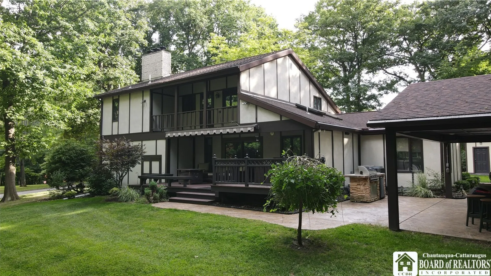 Property at 9 Stewart Avenue, Hanover, NY 14136 4