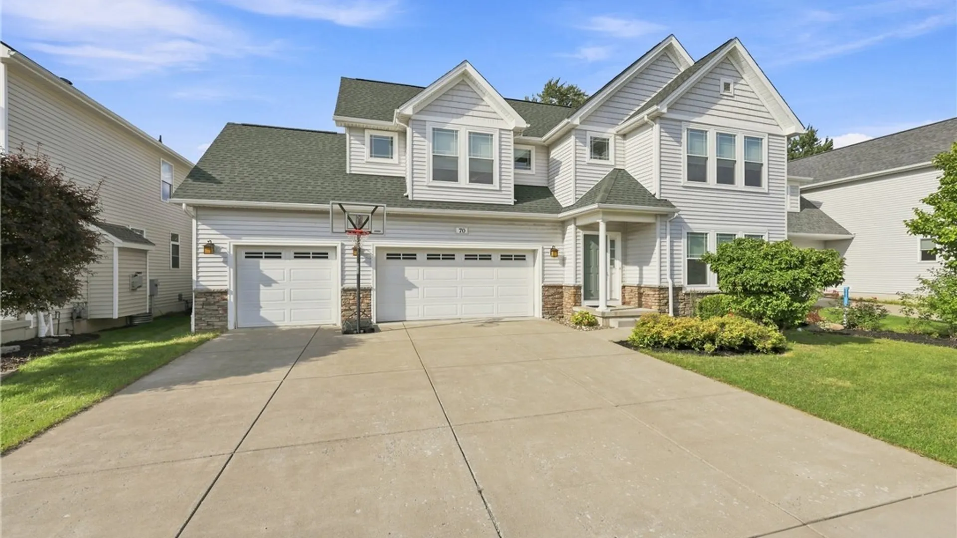 Property at 70 Rachel Vincent, Buffalo, NY 14216 3