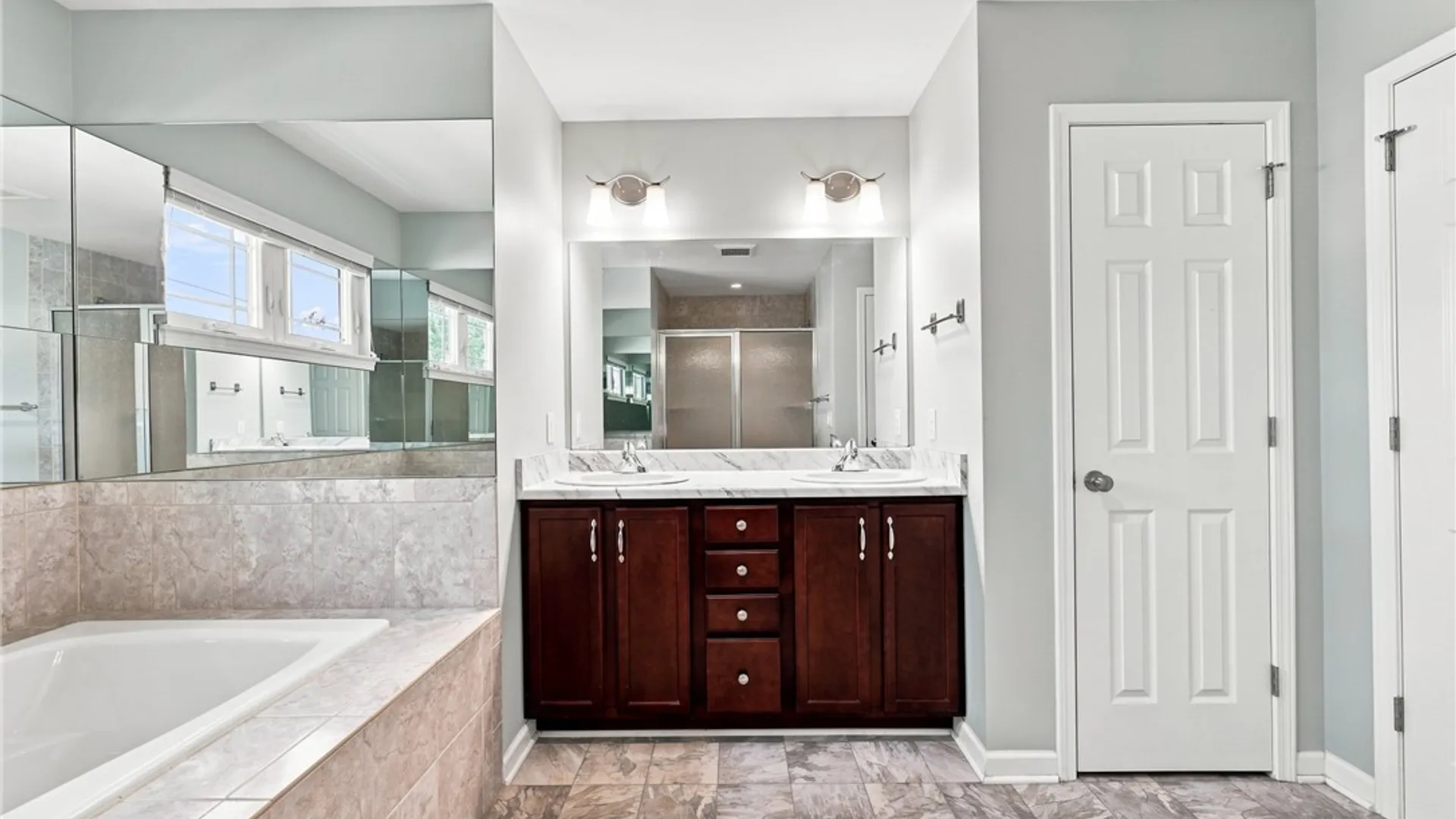 Property at 70 Rachel Vincent, Buffalo, NY 14216 23