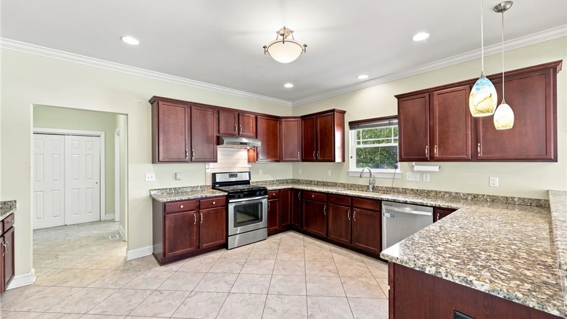 Property at 70 Rachel Vincent, Buffalo, NY 14216 13