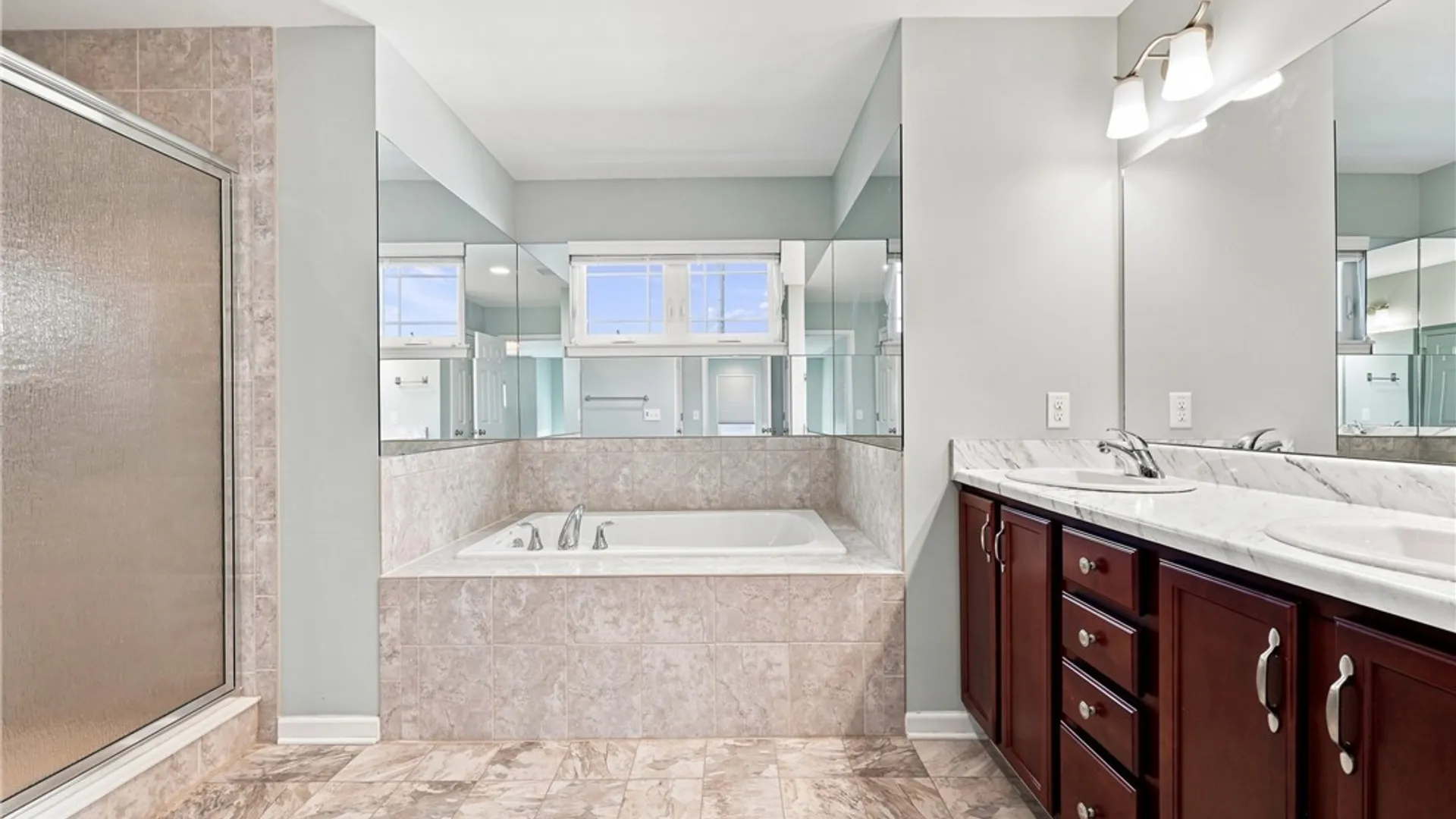 Property at 70 Rachel Vincent, Buffalo, NY 14216 22