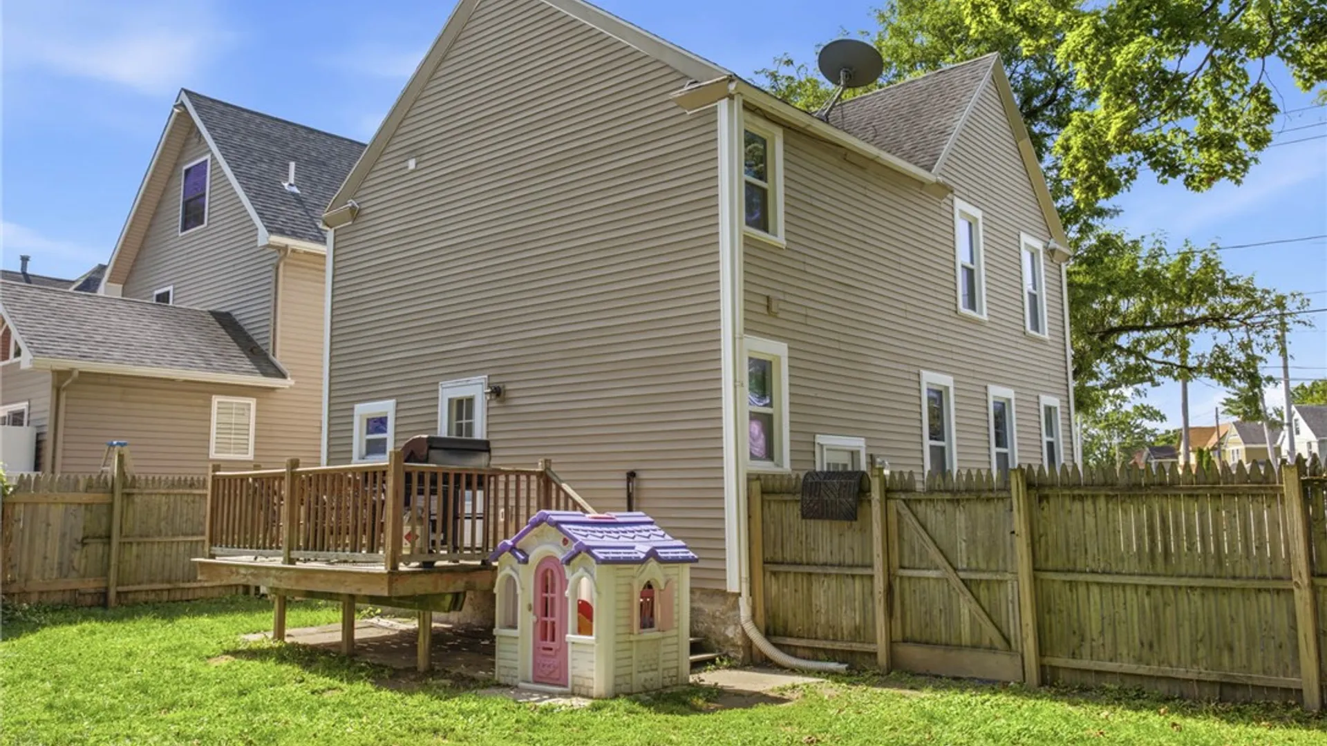 Property at 507 Ellicott Street, Batavia City, NY 14020 37