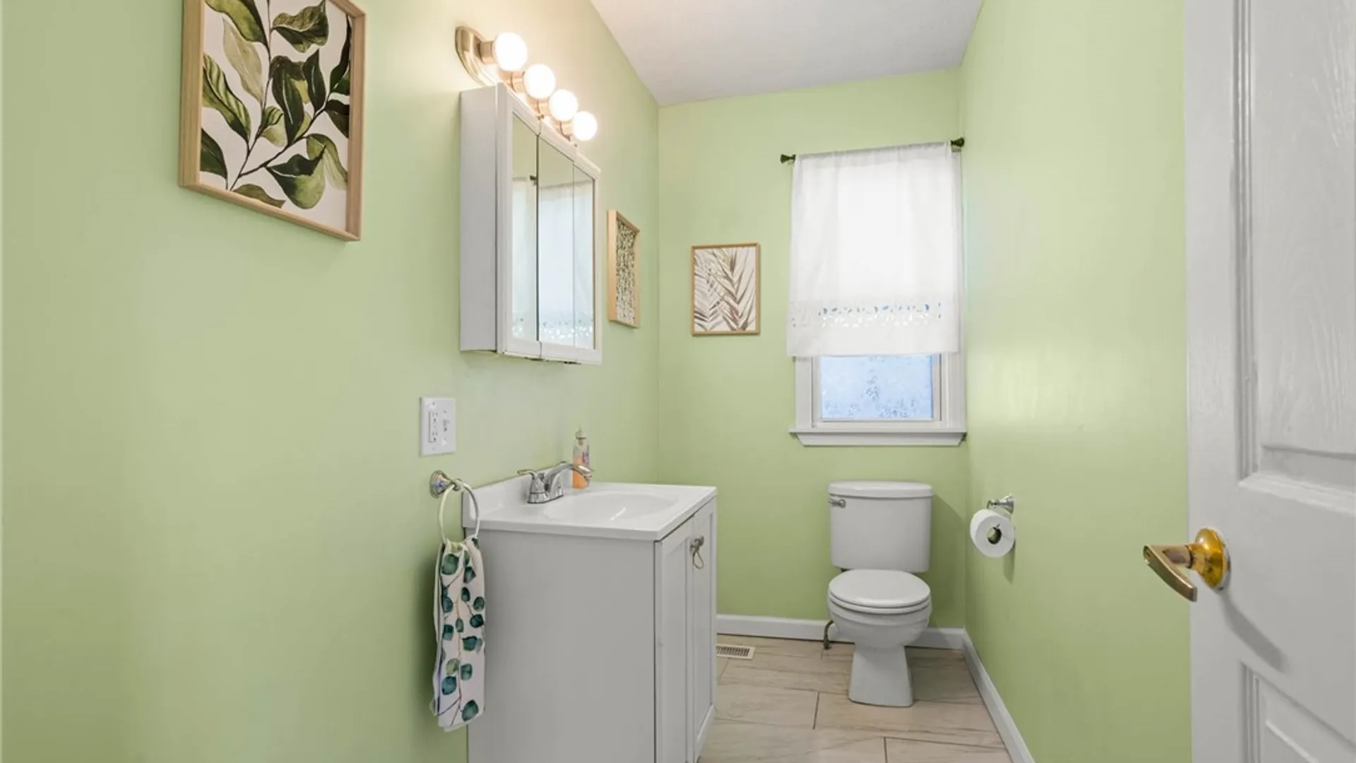 Property at 507 Ellicott Street, Batavia City, NY 14020 6