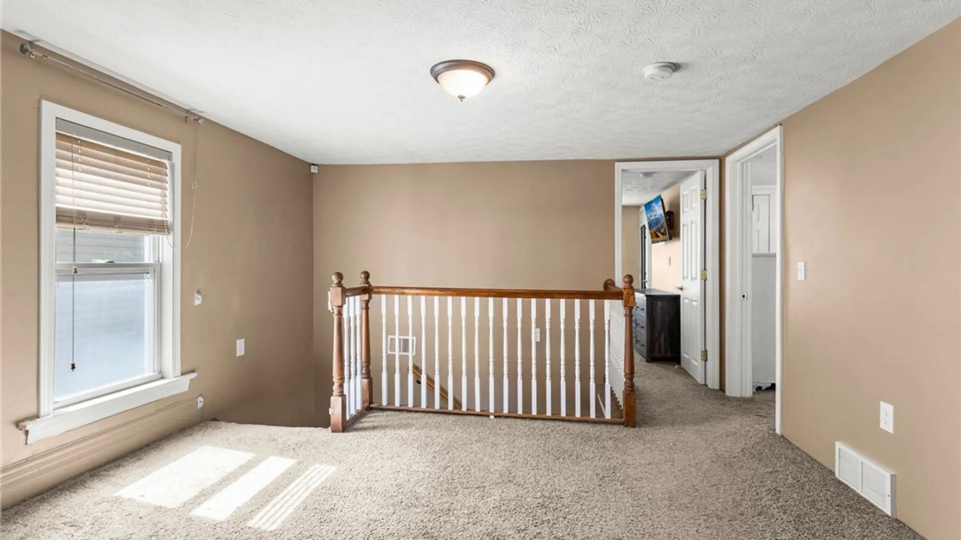 Property at 507 Ellicott Street, Batavia City, NY 14020 17