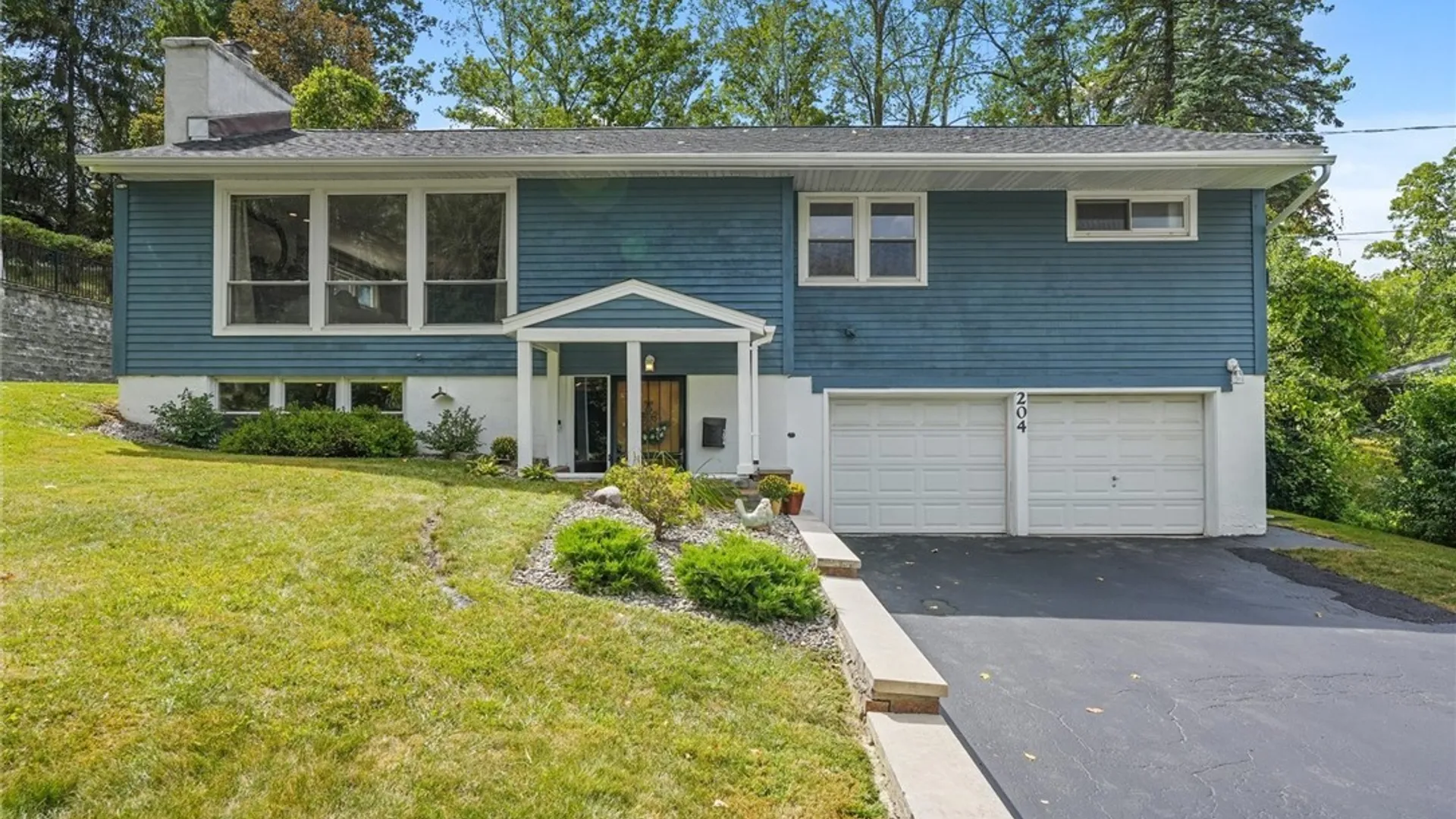 Property at 204 Demong Drive, Syracuse, NY 13214 49