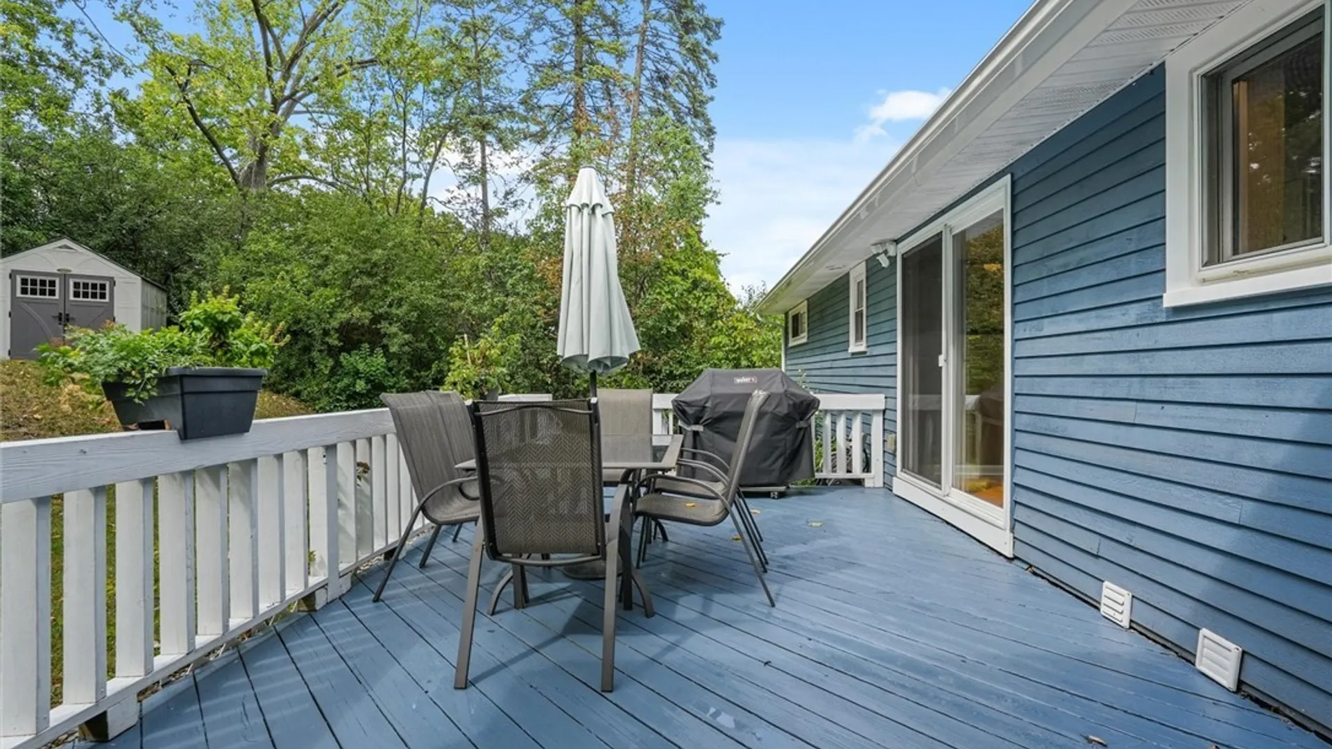 Property at 204 Demong Drive, Syracuse, NY 13214 19