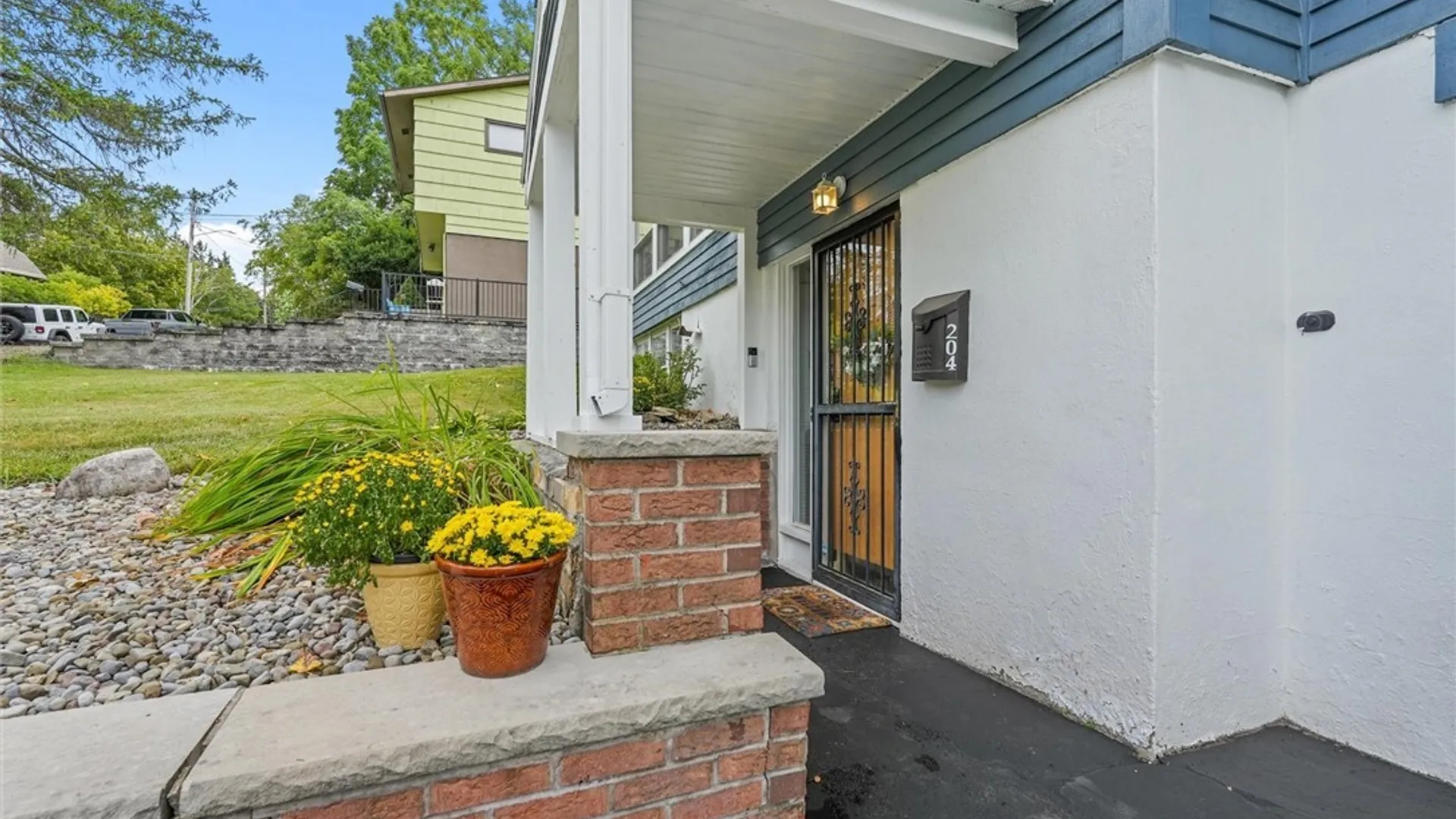 Property at 204 Demong Drive, Syracuse, NY 13214 3