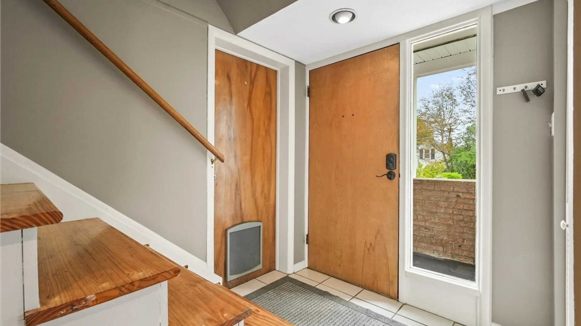 Property at 204 Demong Drive, Syracuse, NY 13214 31