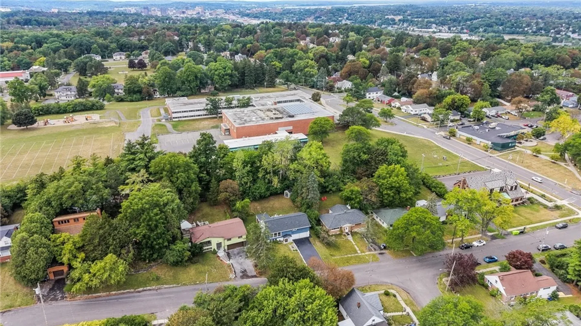 Property at 204 Demong Drive, Syracuse, NY 13214 44