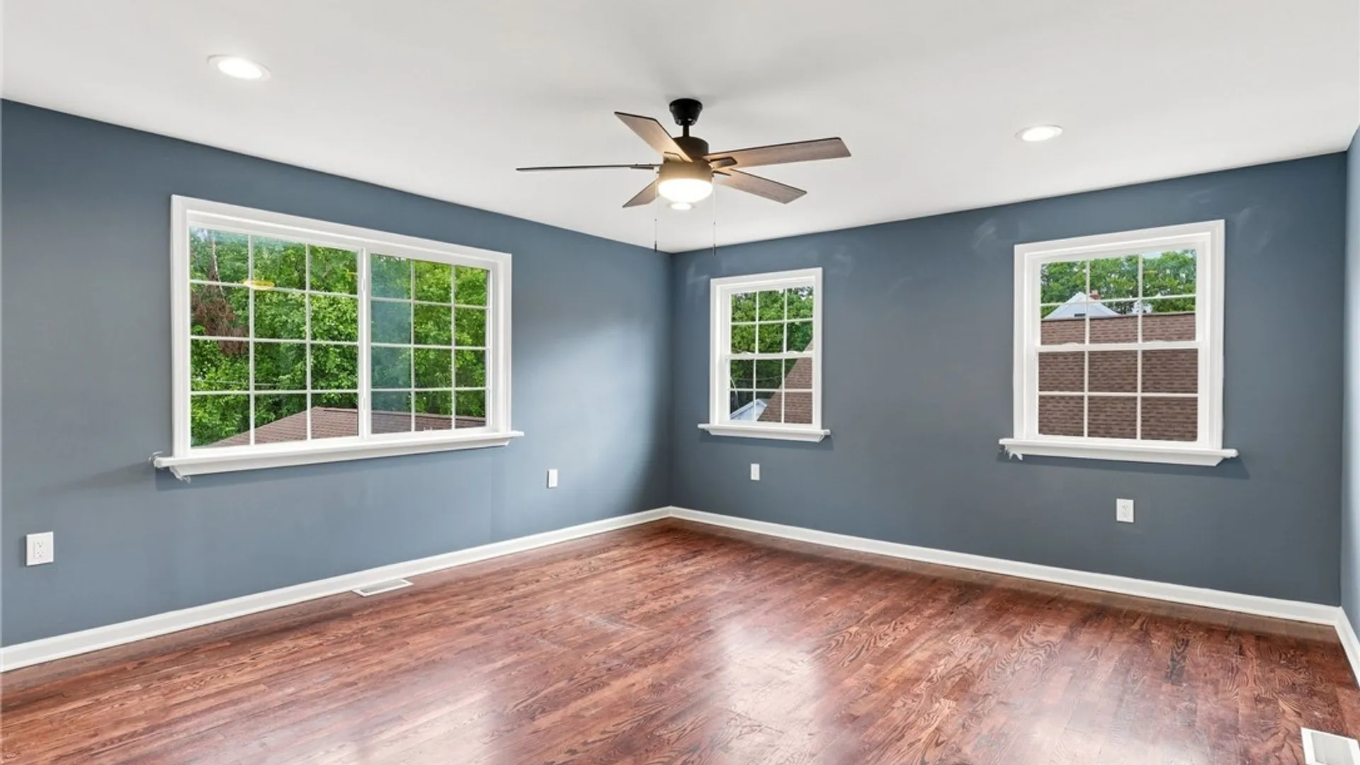 Property at 1590 Chili Avenue, Gates, NY 14624 11