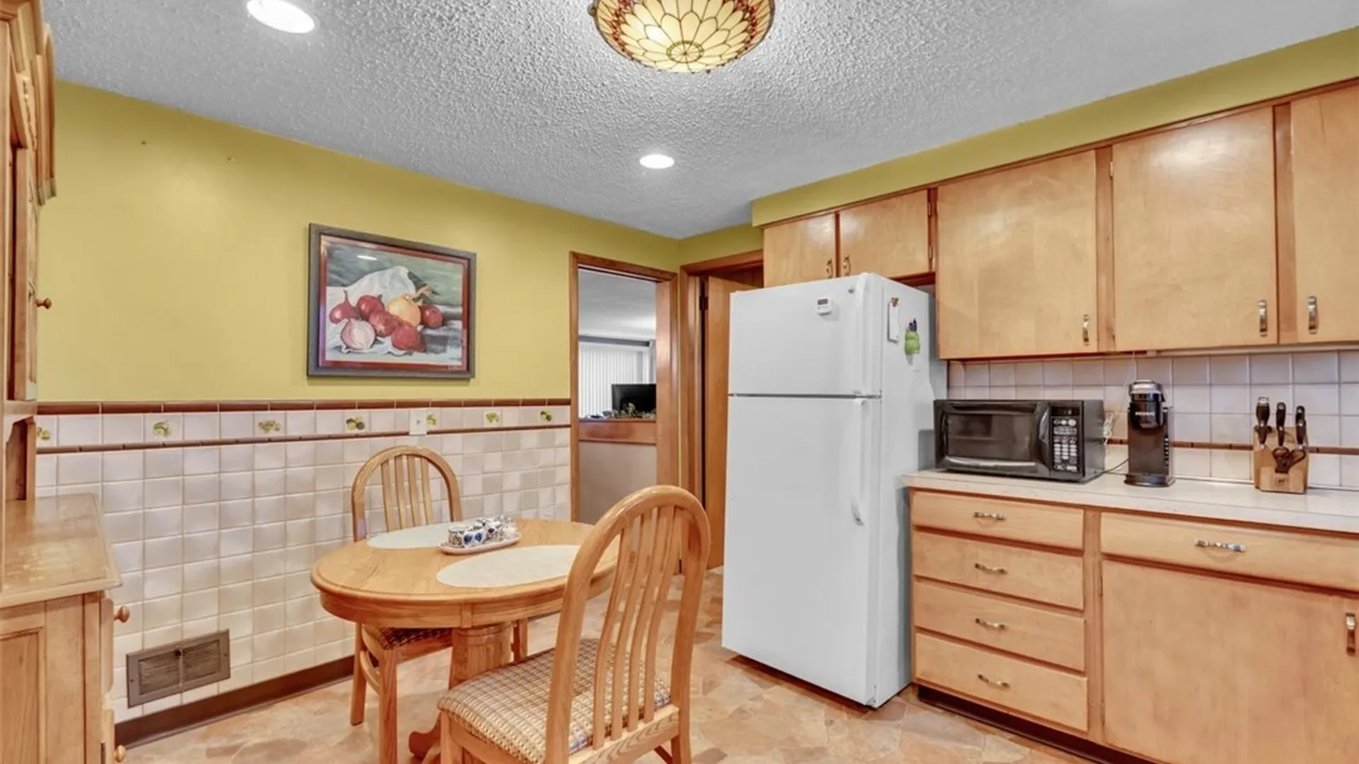 Property at 115 Avery Place, Cheektowaga, NY 14225 13