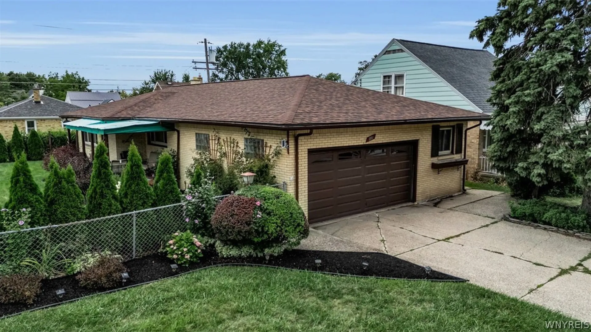 Property at 115 Avery Place, Cheektowaga, NY 14225 38